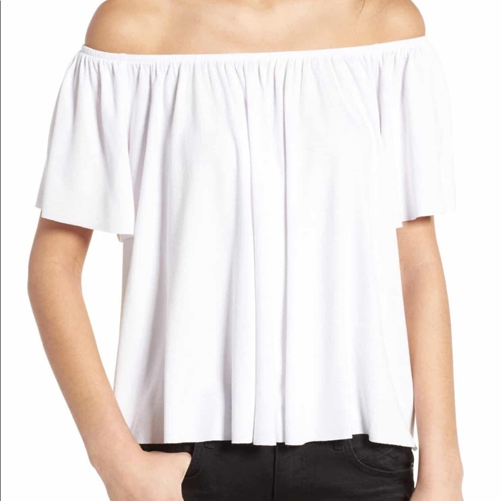 🆕 BP off shoulder top